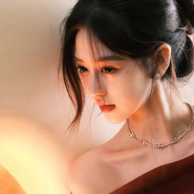 草裙舞女孩